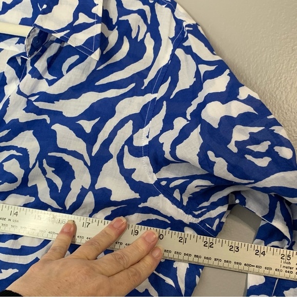 Peck & Peck Weekend blue and white floral button down 3/4 sleeve. Size 16 - Picture 7 of 8